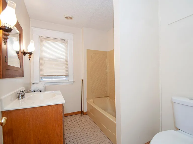 2545 Fillmore St NE #2 — Photo 6