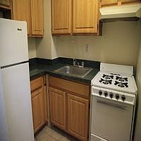 5th image of 503 W 46th St