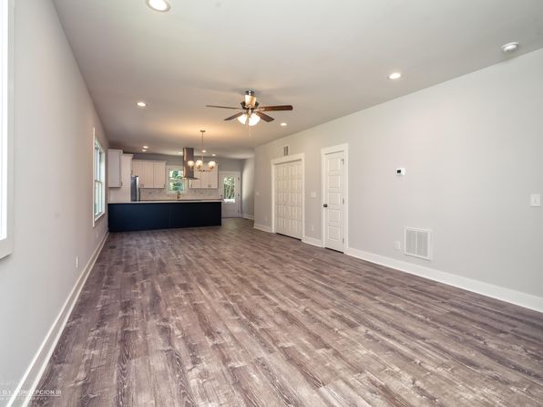 durham-north-carolina-426316901 picture