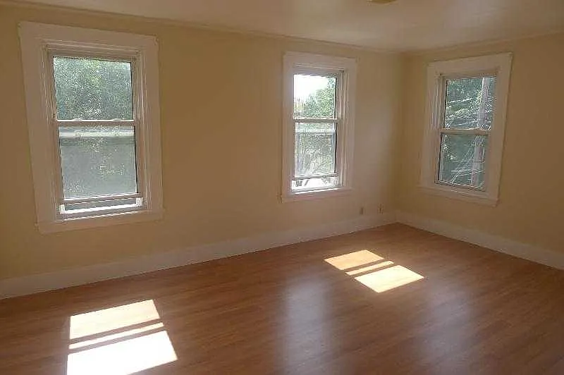 4 bed, 2.5 bath, $4,000 — Photo 4