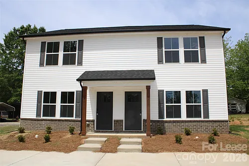 574 W Park Ave Photo 1