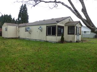 1813 Taylor St, Centralia, WA 98531