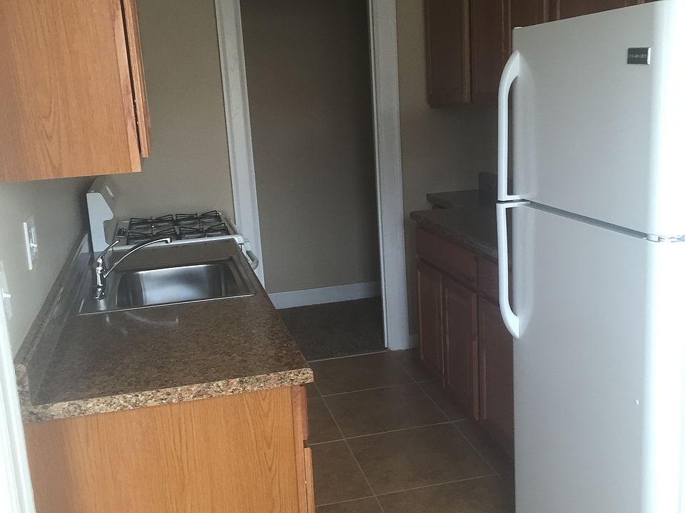1st image of 16810 Baylis St #1N