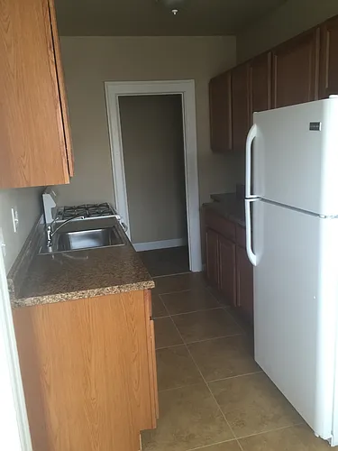 16810 Baylis St #1N Photo 1