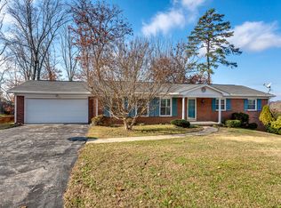 3707 Frostwood Rd, Knoxville, TN 37921