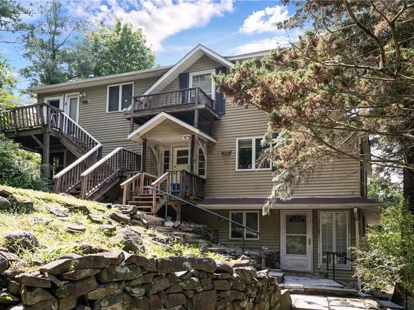 523 Mountainview Avenue, Valley Cottage, NY 10989