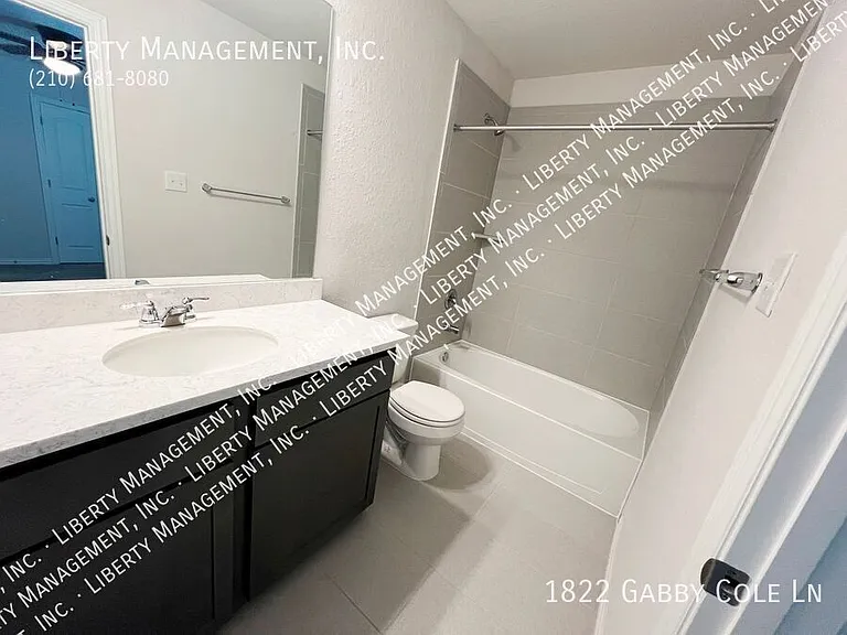 1822 Gabby Cole Ln — Photo 42
