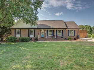 3409 Sherwood Cir, Gastonia, NC 28056