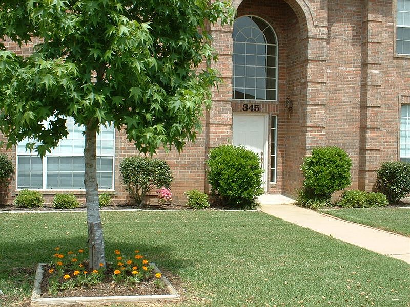 Stone Hill Mansions