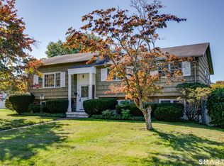 182 Brentmoor Rd, East Hartford, CT 06118