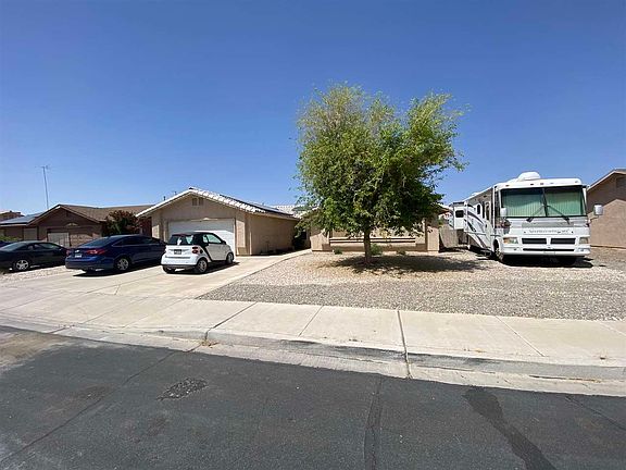 2nd image of 6242 E 41st Pl