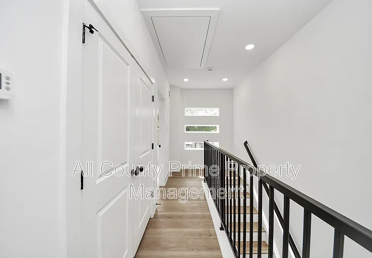 2708 Bostic St #B — Photo 11