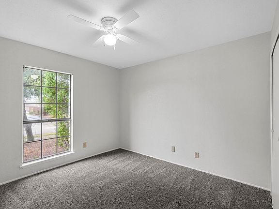 4th image of 848 Shenandoah Dr