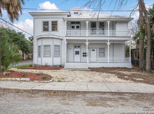 1318 Willow APT 1, San Antonio, TX 78208