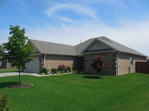 2nd image of 5208 W Cross Creek Blvd