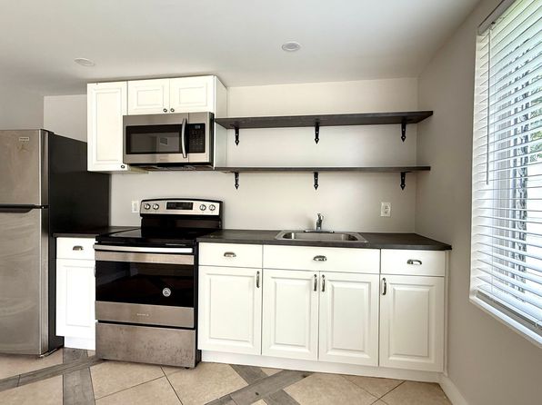 534 SW 6th Ct APT 3
