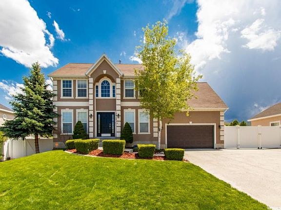 2nd image of 5913 W Silver Saddle Way