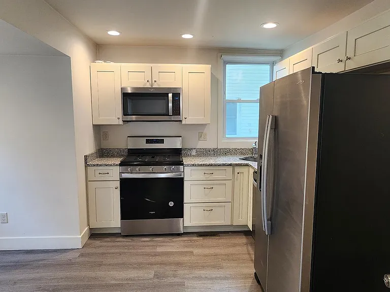 133 Alice Ann St — Photo 5