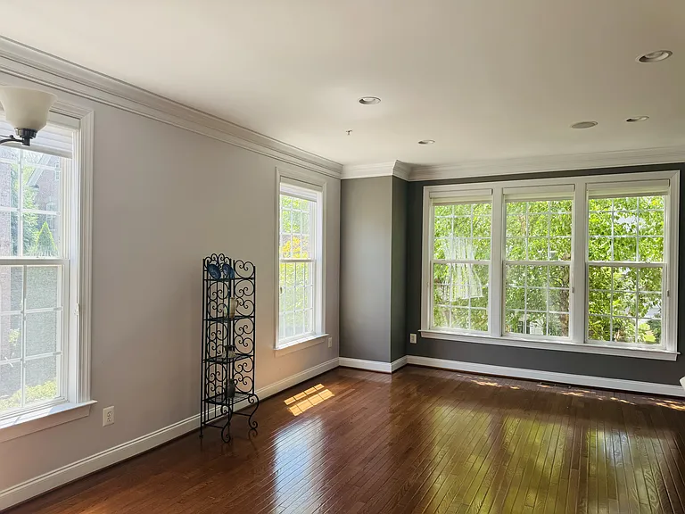 Living room with windows on both sides
