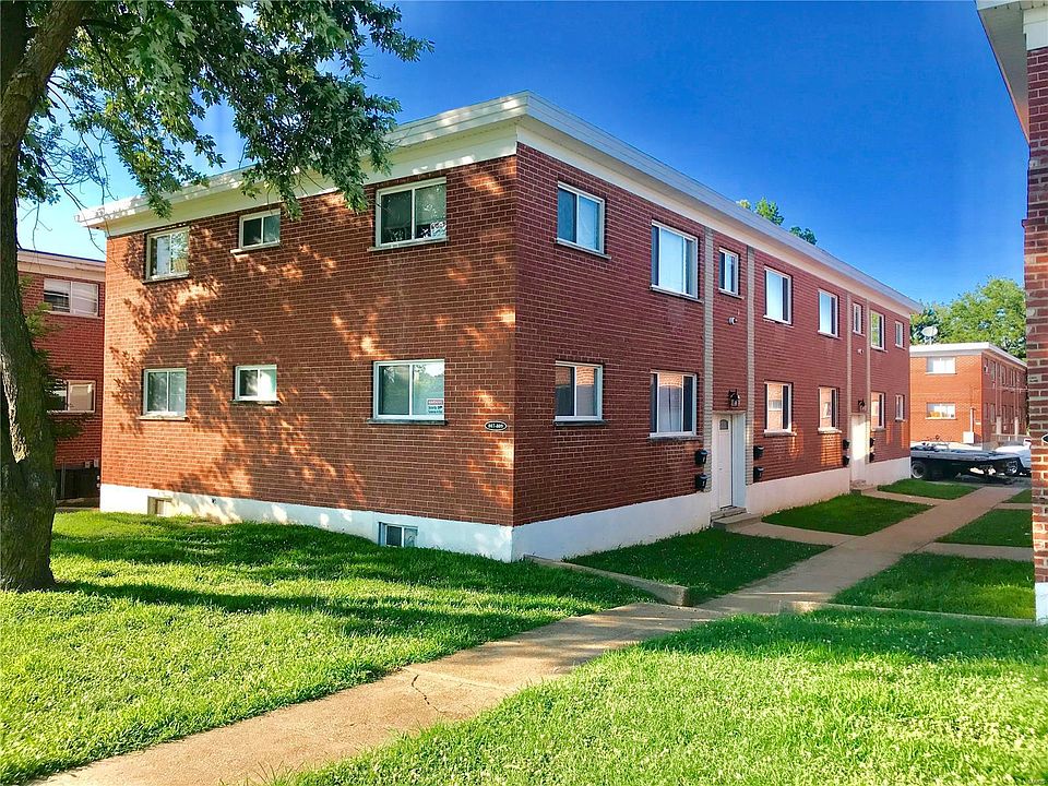 1st image of 807 W Courtois St