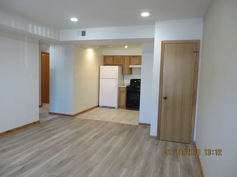 President Street Apartments — Photo 6