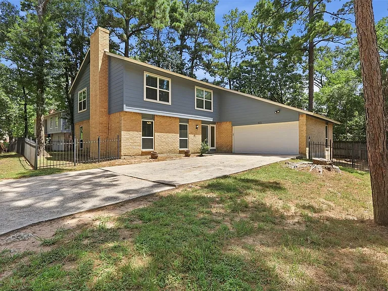 971 N Red Cedar Cir — Photo 1