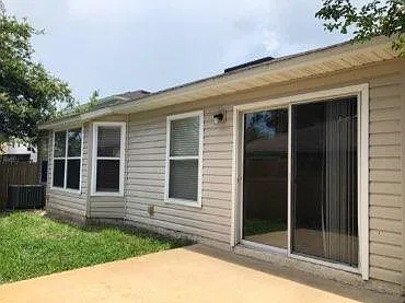 346 Van Gogh Cir — Photo 17