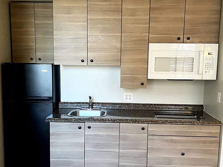 3 Cottage Ave #214 — Photo 7