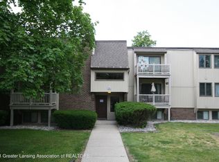500 Woodingham Dr APT 8, East Lansing, MI 48823
