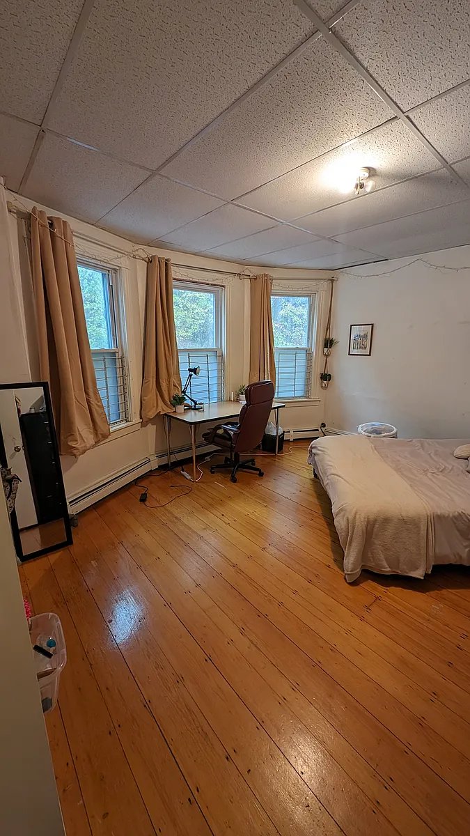 Photo 2 of 15 - 50 Fisher Ave #1 - Boston, MA Building Photo - 50 Fisher Ave #1