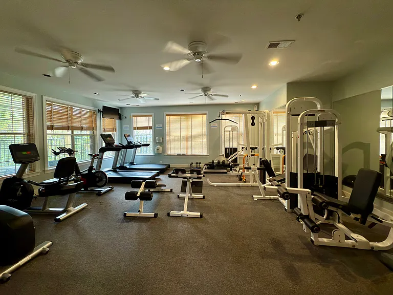 320 Riverbend Dr #3C — Photo 24