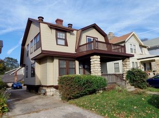 3332 Summit St, Kansas City, MO 64111