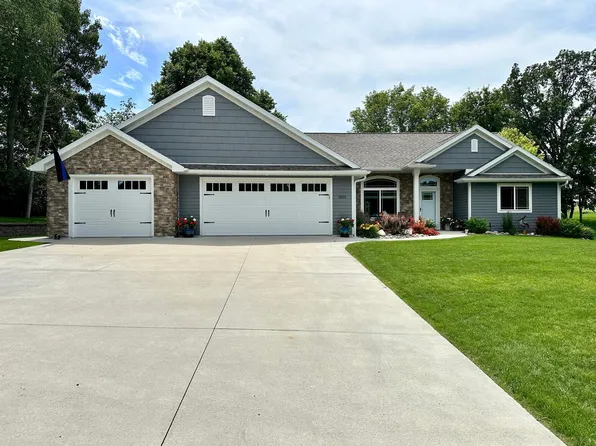 1853 Aspen Dr, Detroit Lakes, MN 56501