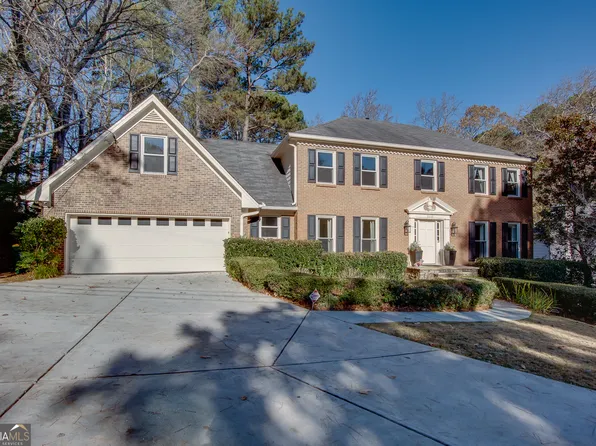 3659 Allenhurst Dr, Peachtree Corners, GA 30092