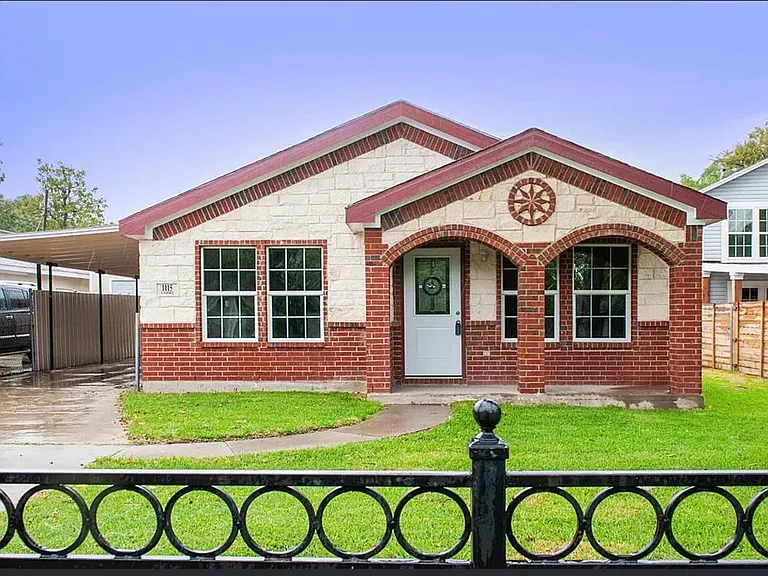 1115 S Waverly Dr — Photo 5