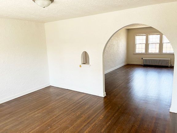 5th image of 4817-4821 Chicago St #14
