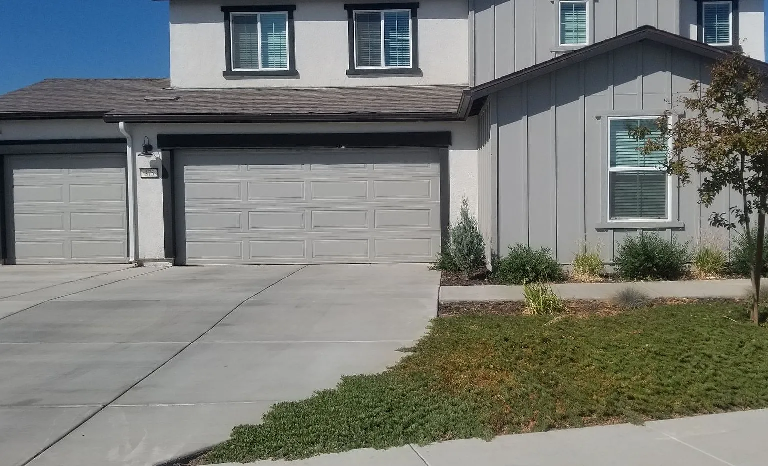 Beautiful Private In-Law Suite Move-In Ready! — Photo 1
