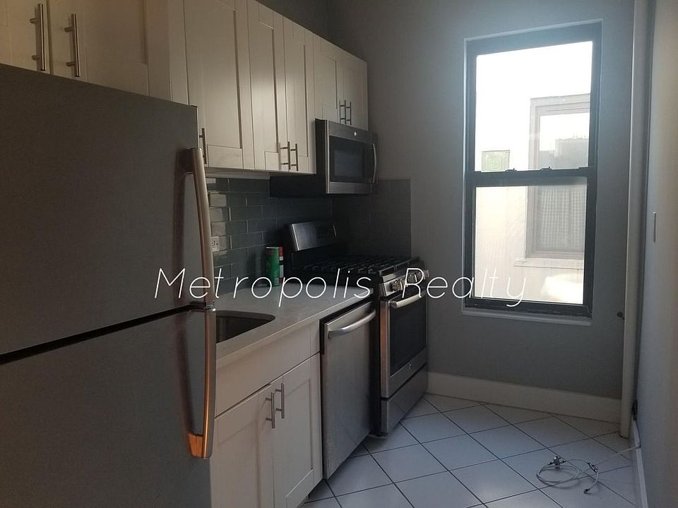 1st image of 23-80 29th St #1R
