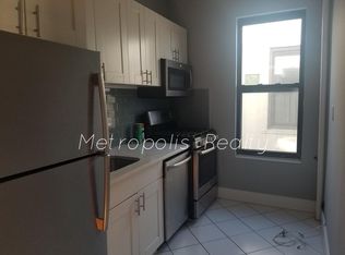 23-80 29th St #1R, Astoria, NY 11105