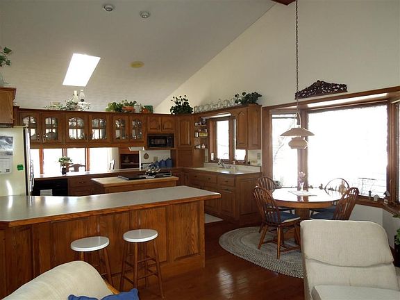 5th image of 3044 Fairway Oaks Dr