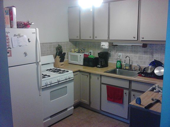 5th image of 4284 Lippincott Blvd