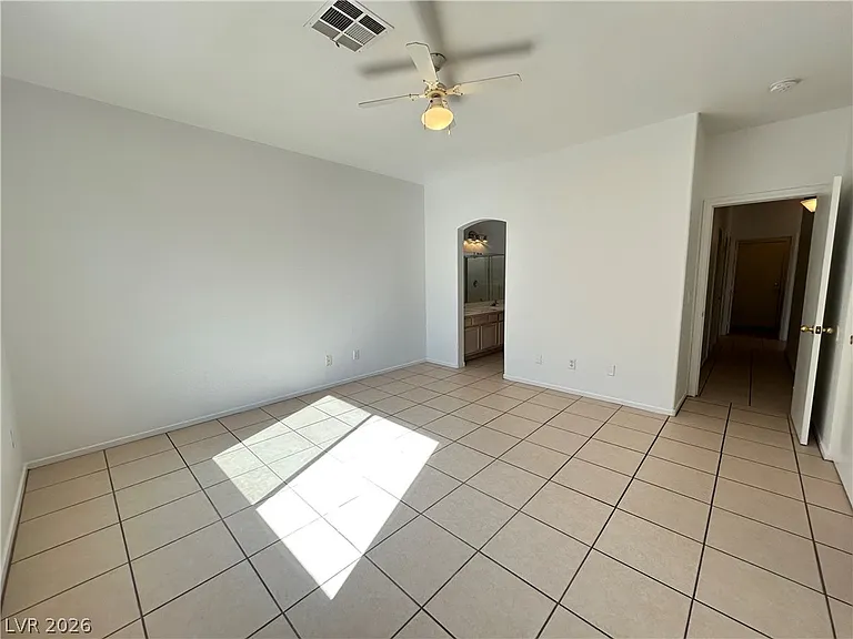 2685 Park Creek Ln — Photo 6