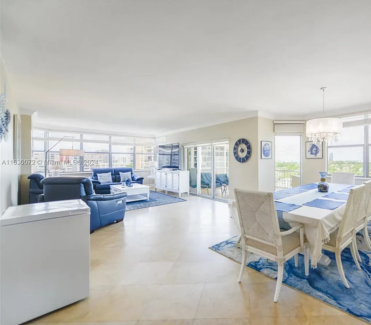 3 bed, 2.5 bath, 1780 sqft, $5,000 — Photo 3