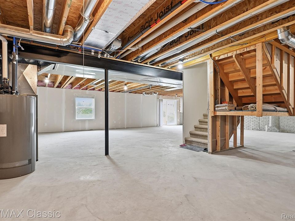 36945 Everett Dr, photo 23