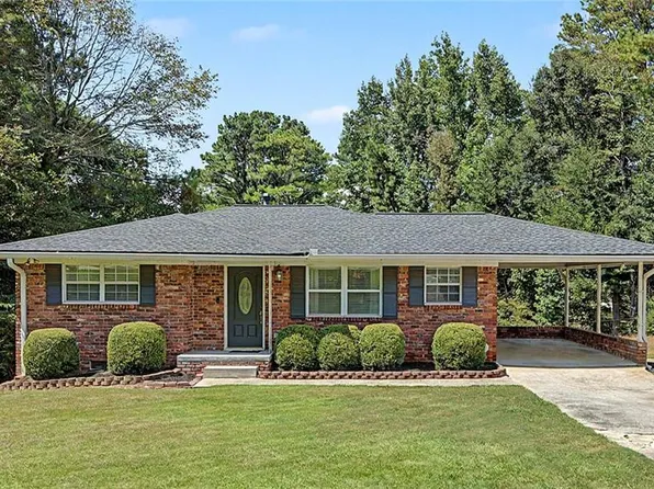 141 Cooper Lake Rd SE, Mableton, GA 30126