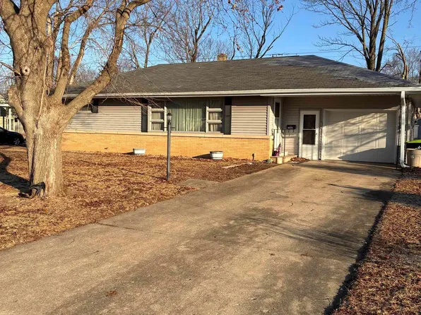 1109 W Fletcher Ln, Chillicothe, IL 61523