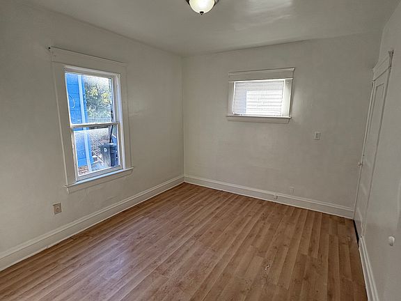 5th image of 3338 W 98th St Unit 2