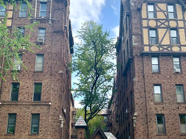 83-15 116th St #2A — Photo 9