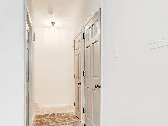 2nd image of 904 S Chester Rd