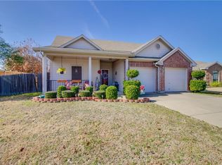 206 S Chestnut St, Forney, TX 75126